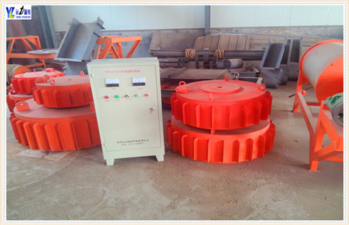 电磁草莓视频在线视频电源箱一般为什么样的,变压的还是可控硅的